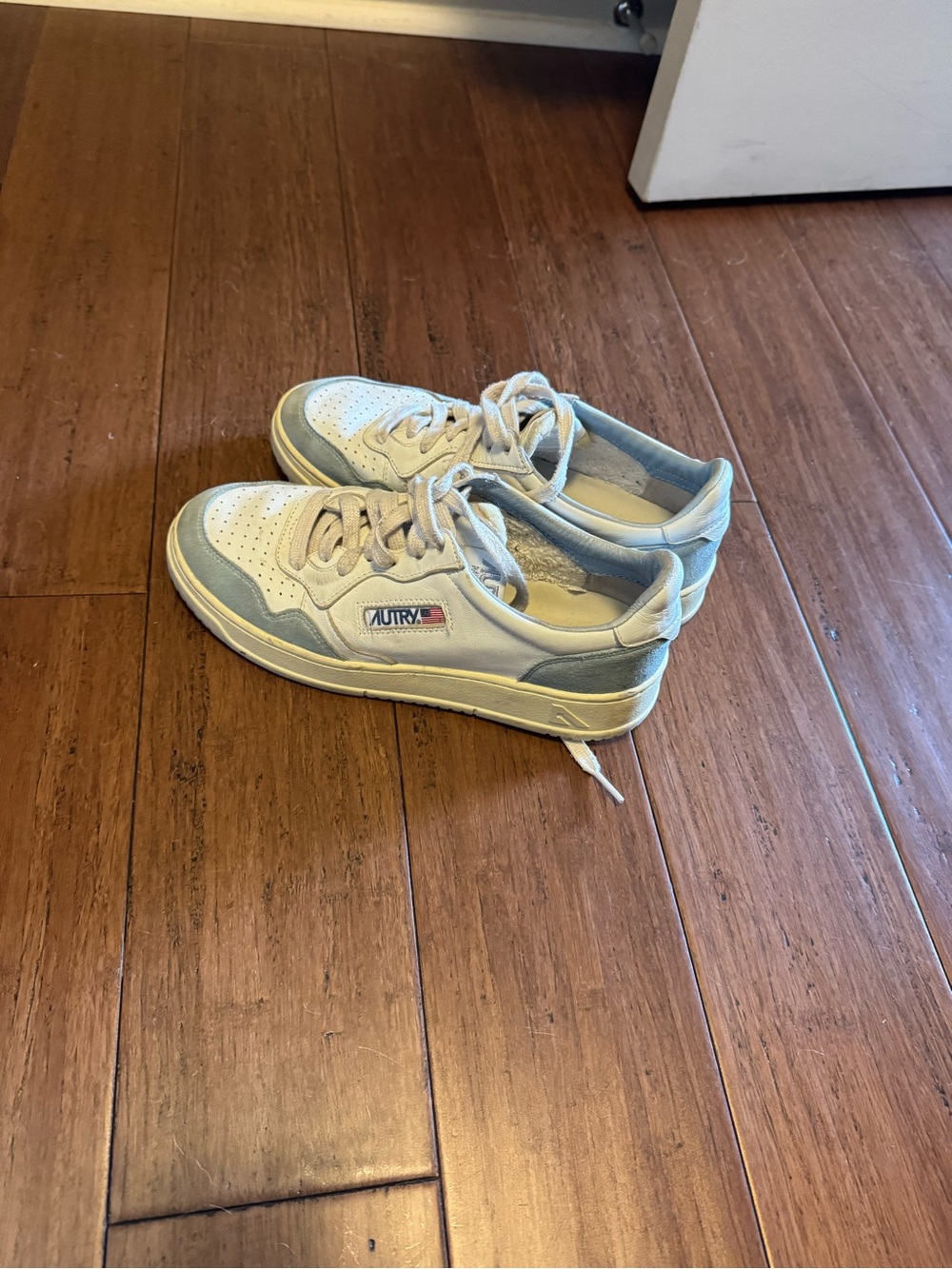 Autry Women’s White and Light Blue Leather Sneakers